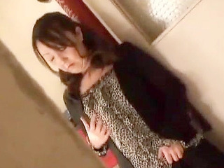 Japanese MILF's Sultry XXX Outdoor Fuck Fest in Tokyo Porn Crescendo